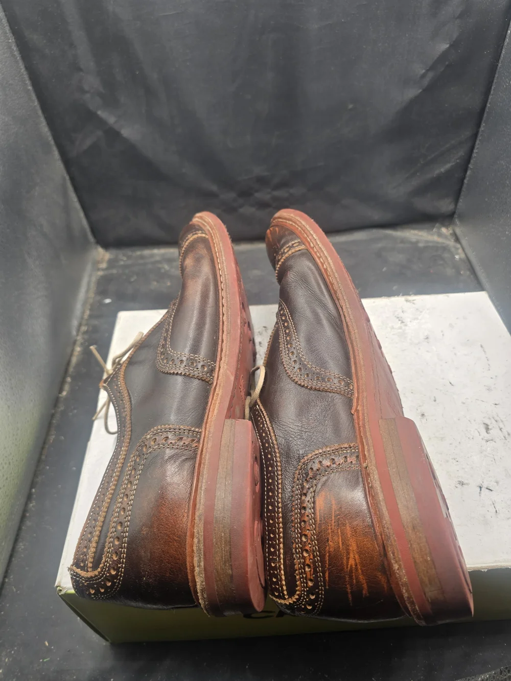 Men's Brown Wingtip Oxford Dress Shoes - Classic Lace-Up
